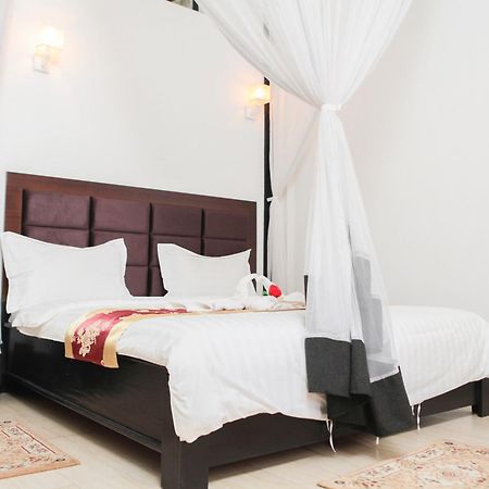 Hotel Kangaroo Bujumbura Ngoại thất bức ảnh
