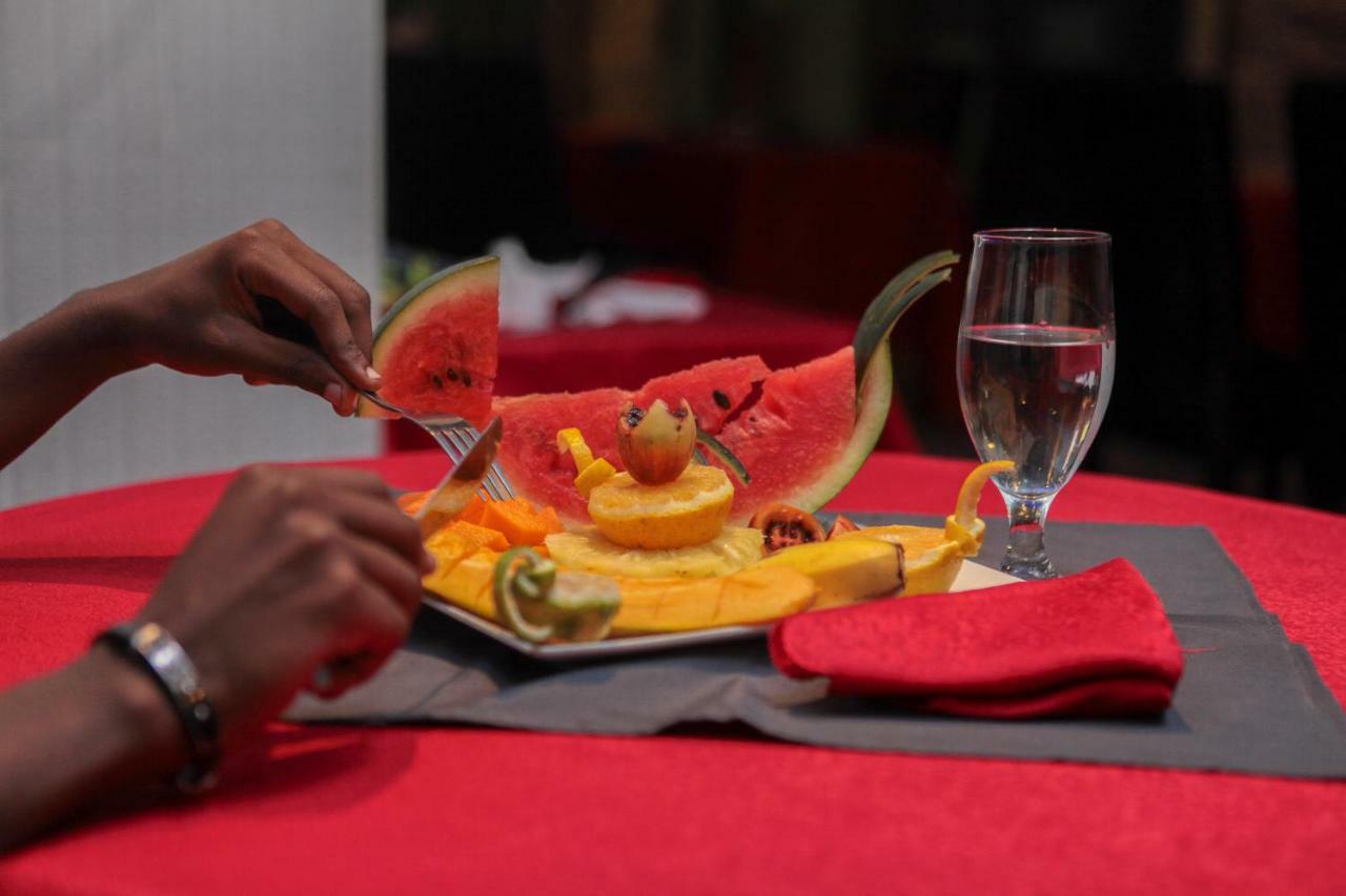 Hotel Kangaroo Bujumbura Ngoại thất bức ảnh