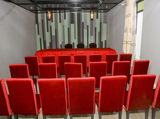 Hotel Kangaroo Bujumbura Ngoại thất bức ảnh