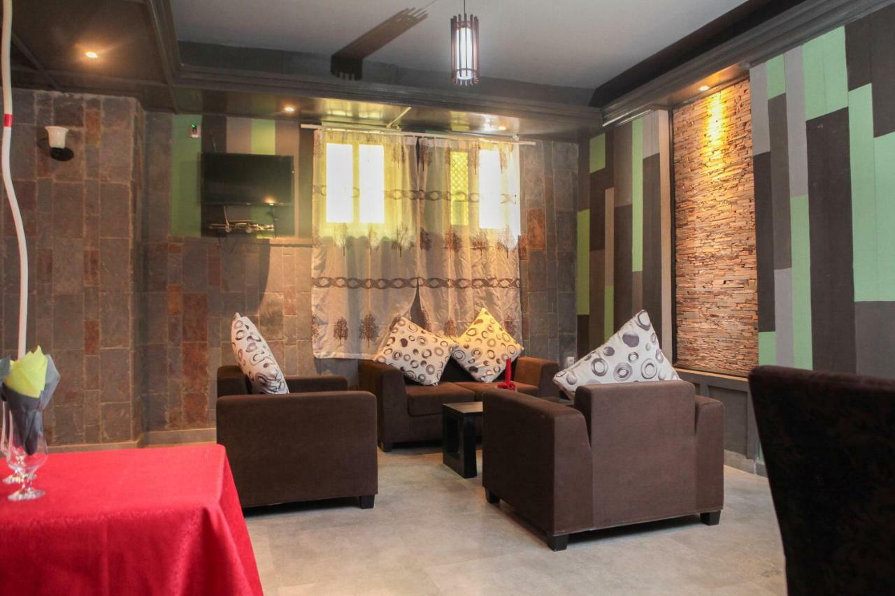 Hotel Kangaroo Bujumbura Ngoại thất bức ảnh